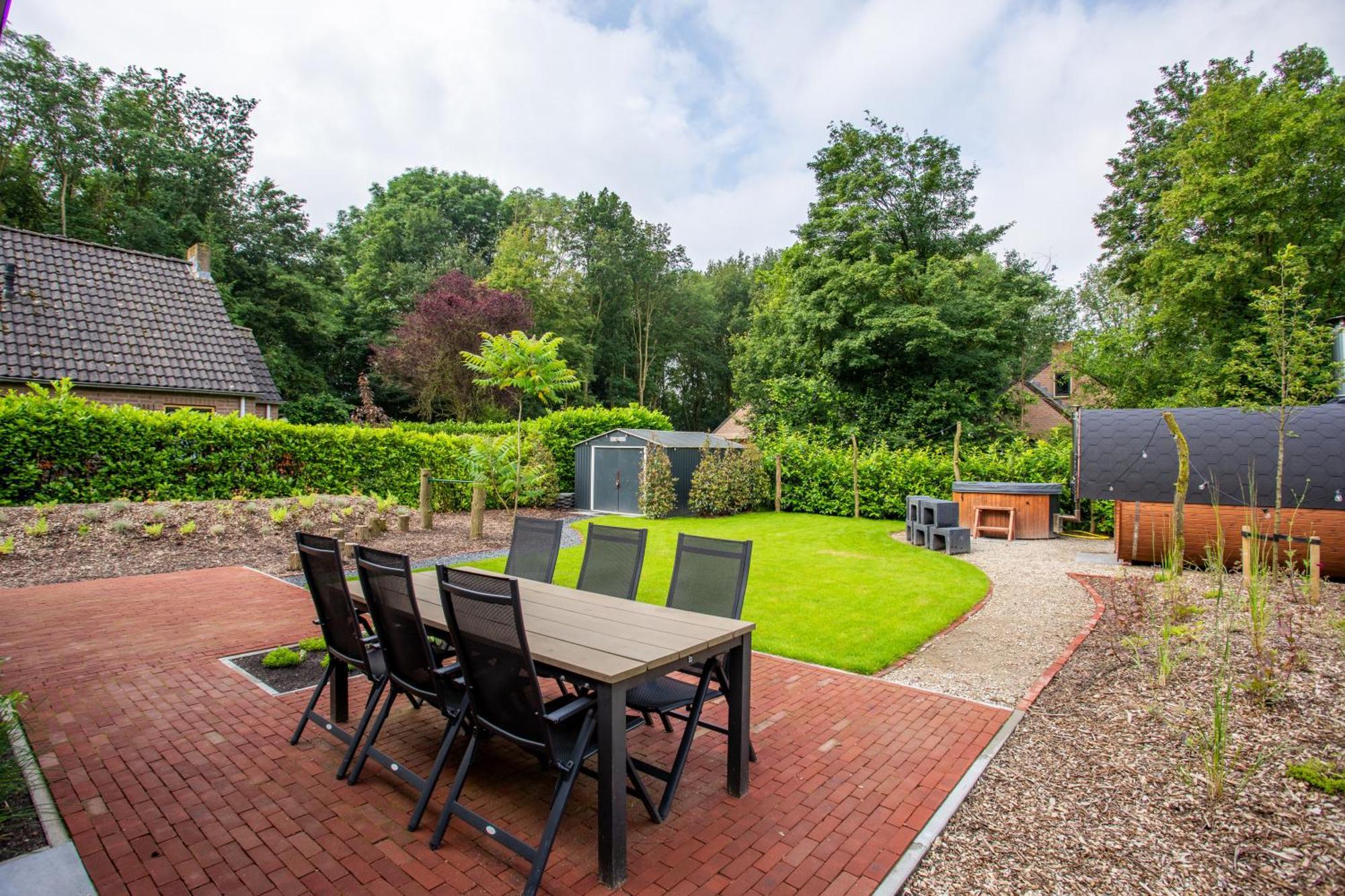 Evergreen Wellness Met Sauna & Hottub Ewijk Exteriör bild